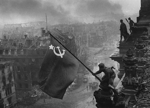 chiến tranh thế giới thứ 2 lịch sử 11 và hình ảnh thành công của hồng quân Liên Xô 